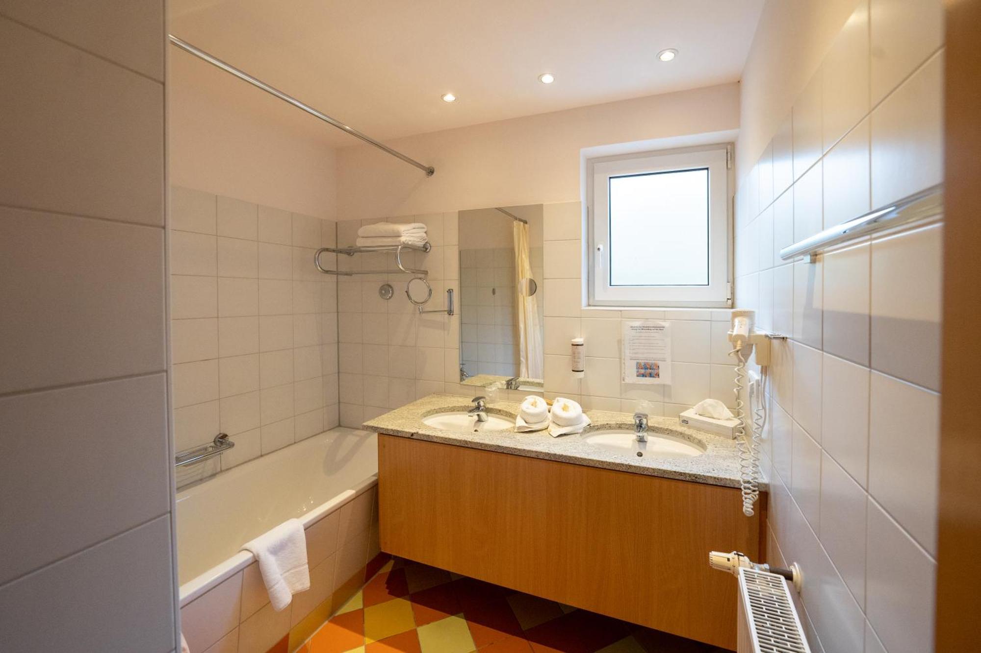 Savoy Hotel באד מרגנטהיים מראה חיצוני תמונה