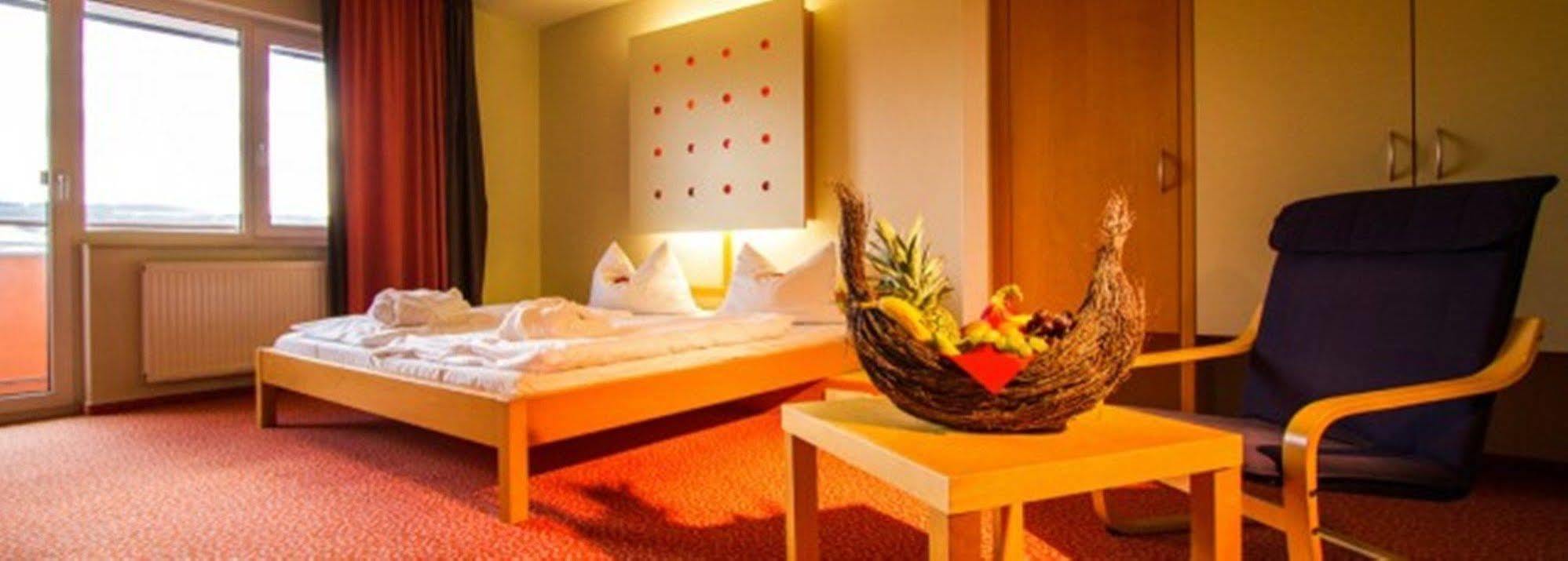 Savoy Hotel באד מרגנטהיים מראה חיצוני תמונה